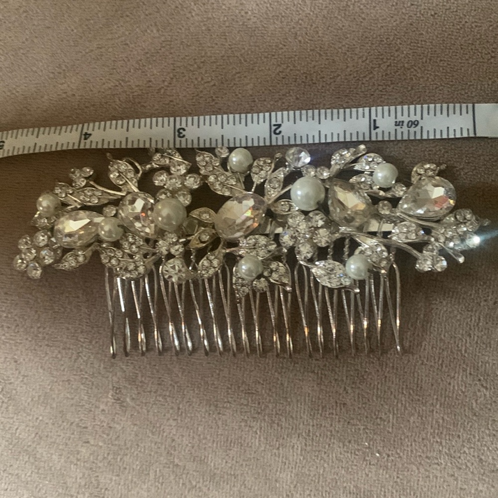 Bridal hairpiece